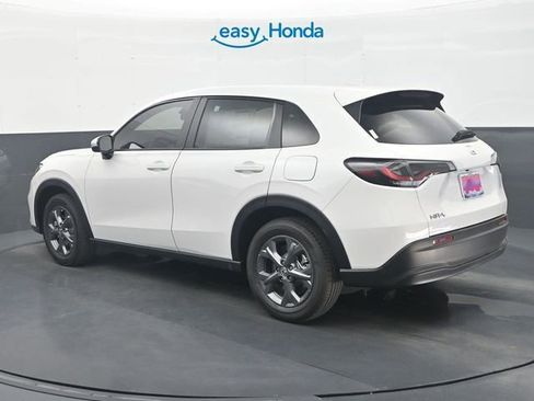 New 2026 Honda HR-V LX image 5