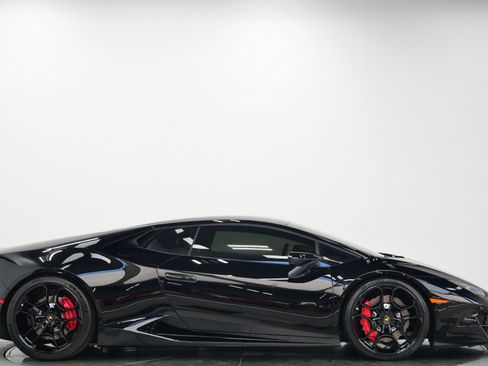 Used 2019 Lamborghini Huracan LP 580-2 RWD image 47