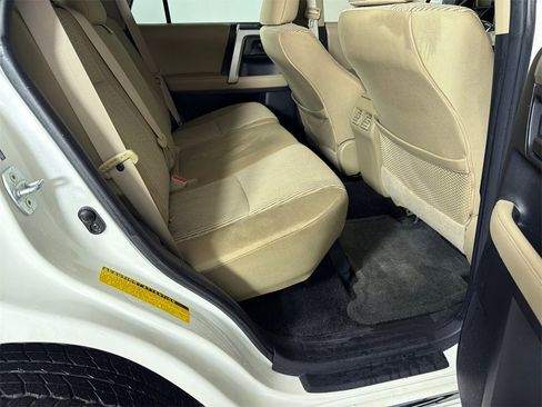 Used 2011 Toyota 4Runner SR5 w/ Convenience Pkg image 16