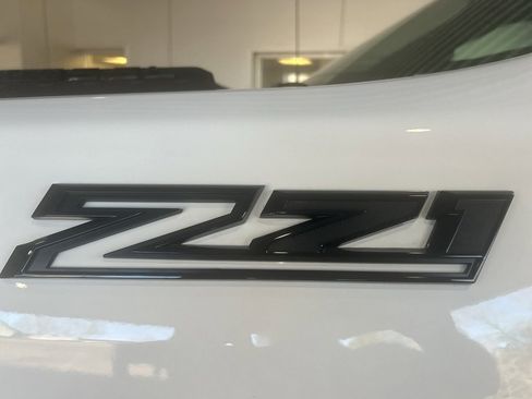 Used 2025 Chevrolet Silverado 2500 LT w/ Trail Boss Package image 6