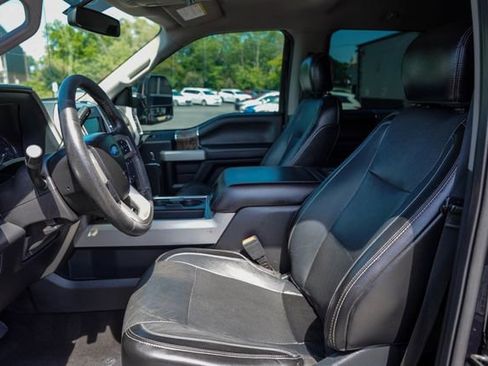 Used 2018 Ford F250 Lariat w/ Lariat Value Package AWD/4WD image 18