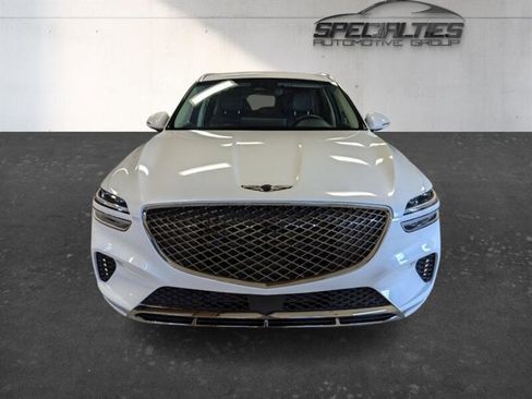 Used 2025 Genesis GV70 2.5T AWD/4WD image 6