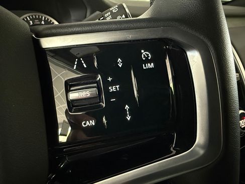 Used 2023 Land Rover Discovery Sport S R-Dynamic image 16