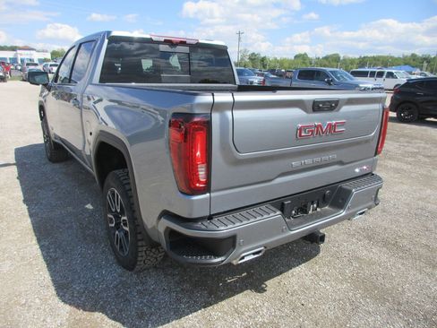 New 2026 GMC Sierra 1500 AT4 w/ AT4 Premium Package AWD/4WD image 9