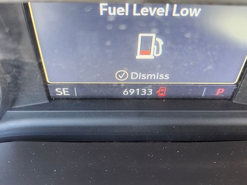 Used 2020 Chevrolet Silverado 1500 LTZ w/ LTZ Plus Package image 31