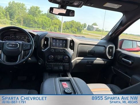 Used 2021 GMC Sierra 1500 AT4 w/ AT4 Premium Package AWD/4WD image 17