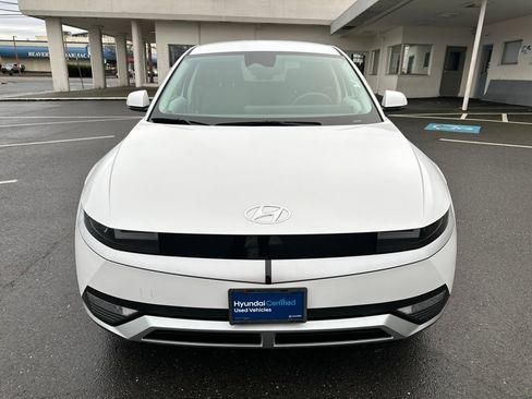 Certified 2024 Hyundai Ioniq 5 SE image 9