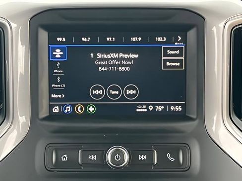 Used 2022 Chevrolet Silverado 1500 Custom image 24