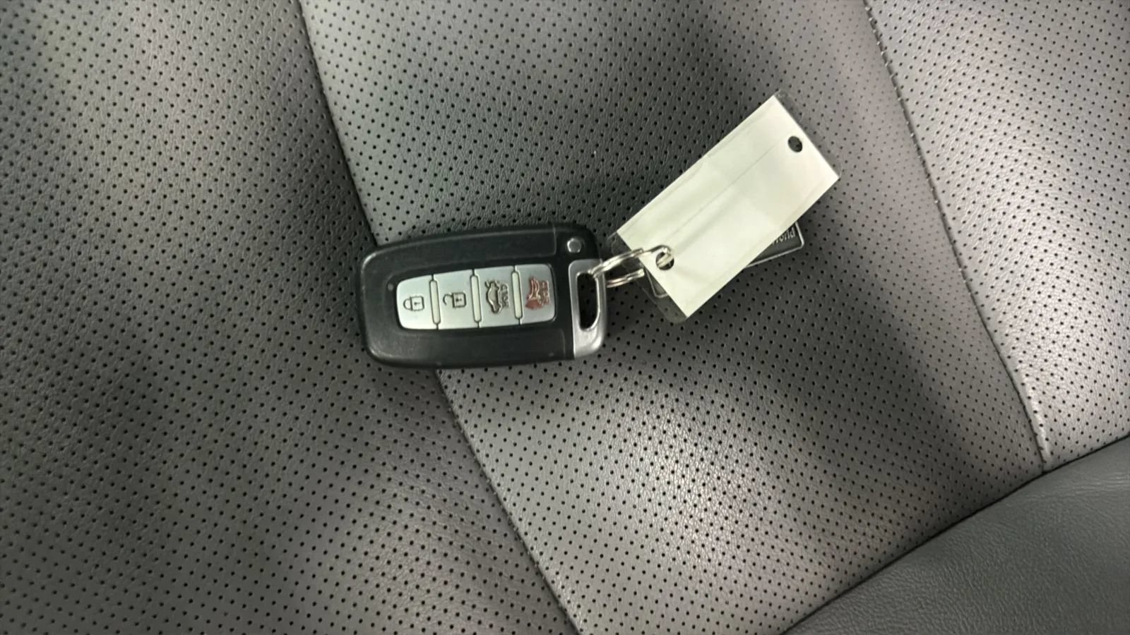 Used 2014 Hyundai Sonata Limited w/ Panoramic Sunroof Package 02 FWD image 24