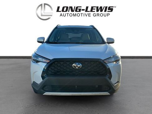 Used 2024 Toyota Corolla Cross LE w/ Moonroof Package image 11