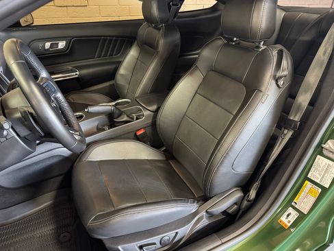 Used 2022 Ford Mustang GT Premium w/ Black Accent Package RWD image 23