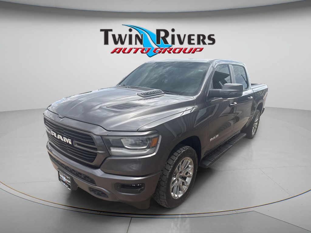 Used 2023 RAM 1500 Laramie AWD/4WD image 1