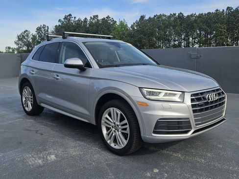 Used 2019 Audi Q5 2.0T Premium Plus w/ Premium Plus Package image 2