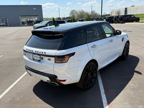 Used 2022 Land Rover Range Rover Sport HST image 7