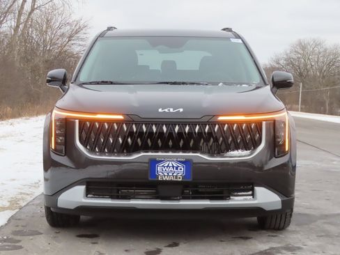 New 2026 Kia Carnival EX image 16