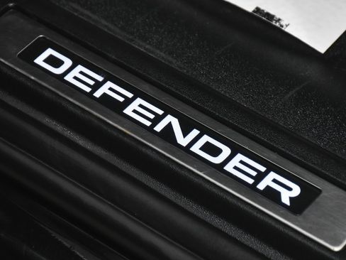 Used 2024 Land Rover Defender 130 X image 11