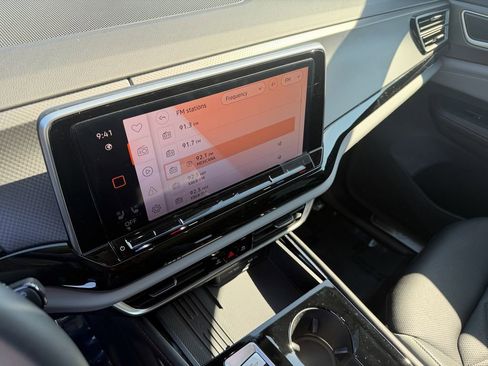 New 2026 Volkswagen Atlas Peak Edition AWD/4WD image 22