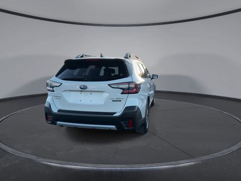 Used 2020 Subaru Outback Touring image 7