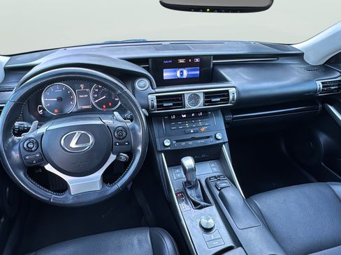 Used 2015 Lexus IS 250 w/ Navigation System Package RWD image 15
