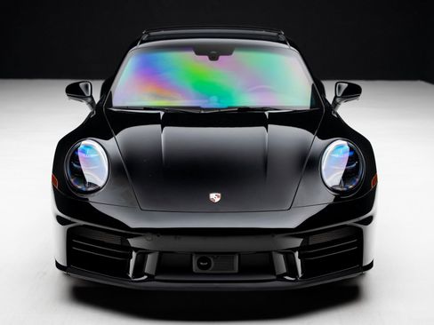 Used 2025 Porsche 911 Carrera image 5
