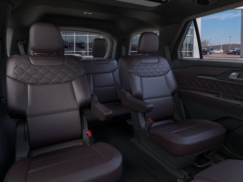 New 2026 Ford Explorer Platinum w/ LUX Leather Package AWD/4WD image 11