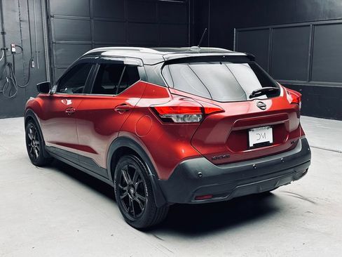 Used 2020 Nissan Kicks SV FWD image 5