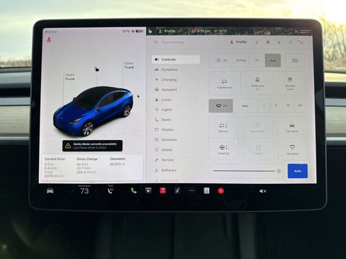 Used 2021 Tesla Model Y Long Range image 16