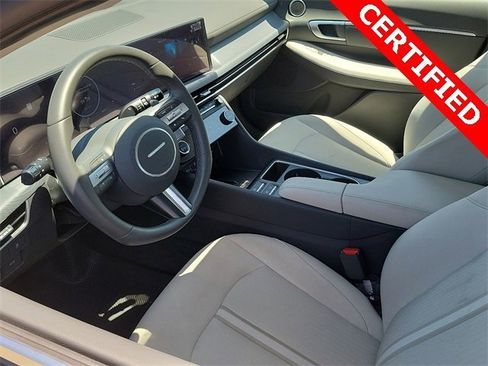 Used 2024 Hyundai Sonata SEL w/ Convenience Package image 2