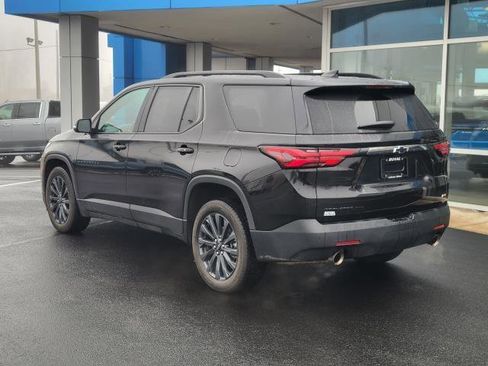 Used 2023 Chevrolet Traverse RS image 4