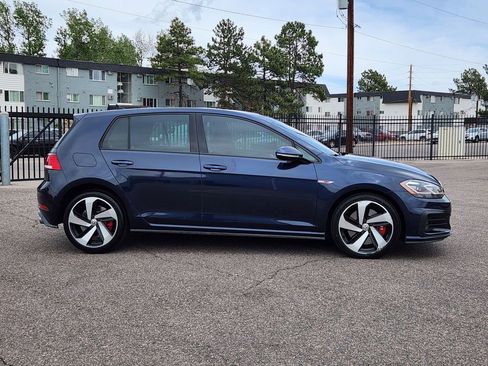Used 2018 Volkswagen GTI SE FWD image 4