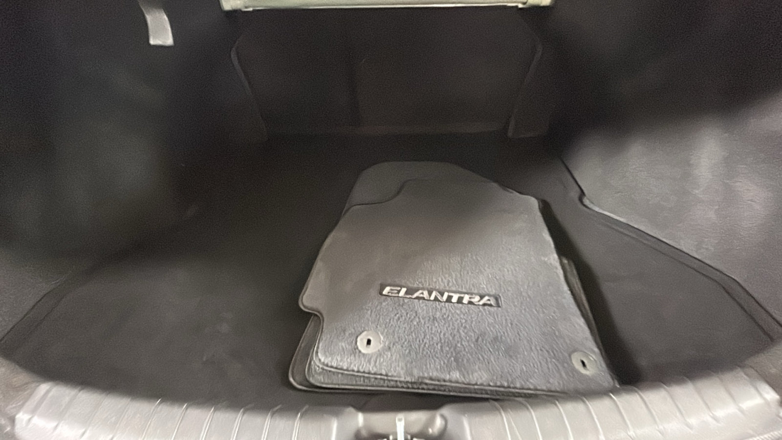 Used 2018 Hyundai Elantra Value Edition w/ Cargo Package FWD image 34
