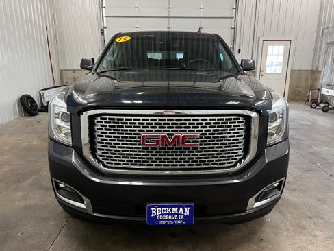 Used 2015 GMC Yukon Denali w/ Touring Package AWD/4WD image 3