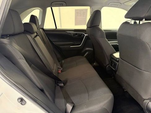 Used 2024 Toyota RAV4 LE image 22