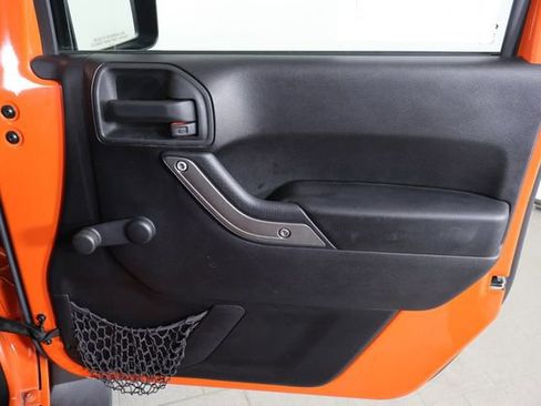 Used 2015 Jeep Wrangler Sport image 14