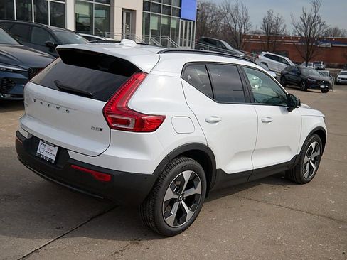 New 2026 Volvo XC40 B5 Plus w/ Protection Package Premier image 9