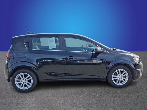 Used 2016 Chevrolet Sonic LT w/ Wheels and Fog Lamp Package image 4