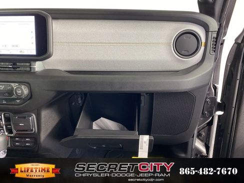 New 2026 Jeep Wrangler Unlimited Sport image 34