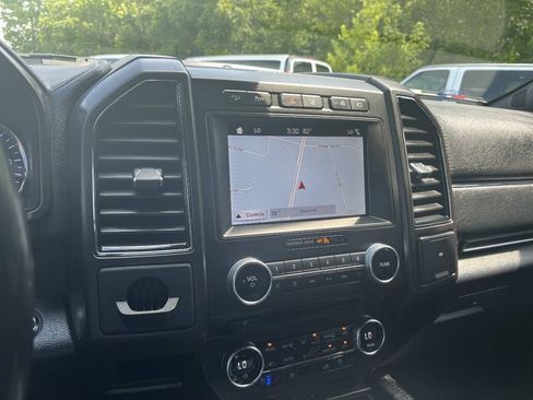 Used 2018 Ford Expedition Max Limited w/ Equipment Group 302A AWD/4WD image 30
