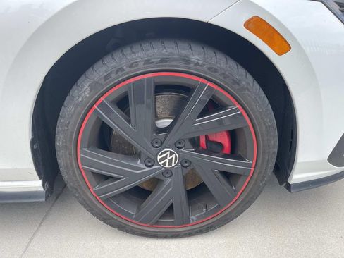 Used 2022 Volkswagen GTI SE w/ Black Wheel Package FWD image 11