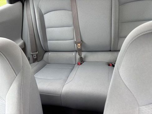 Used 2022 Chevrolet Malibu LS FWD image 28