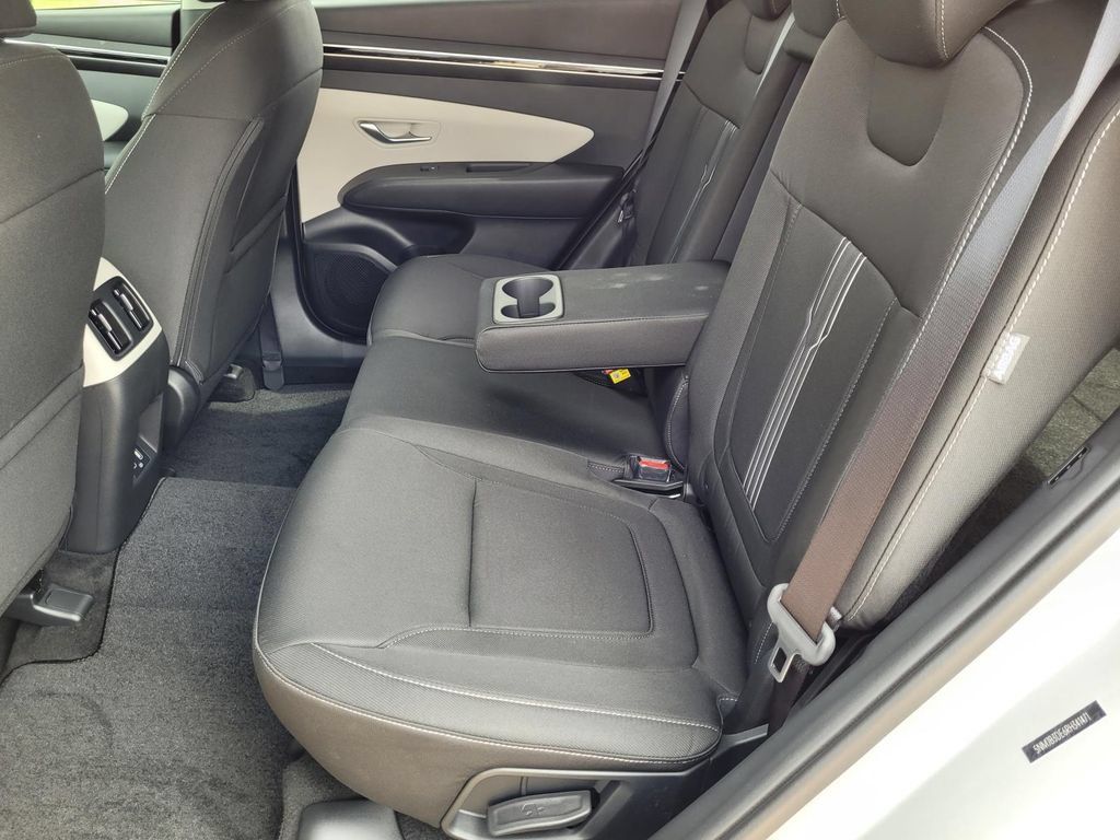 Used 2024 Hyundai Tucson SEL FWD image 12
