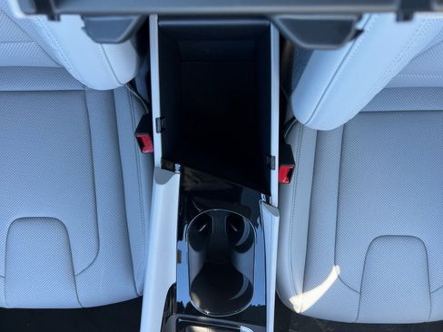 New 2026 Hyundai Elantra Limited FWD image 20