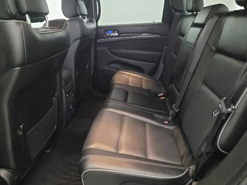 Used 2021 Jeep Grand Cherokee Overland image 18