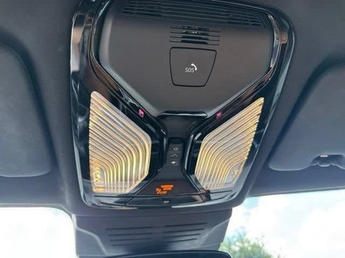Used 2025 BMW X5 sDrive40i w/ M Sport Package RWD image 35