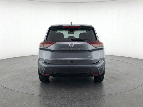 Used 2025 Nissan Rogue SV FWD image 7