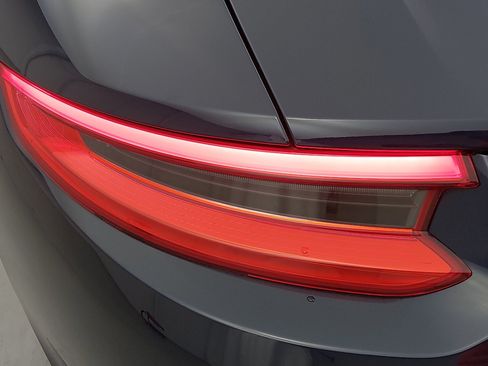 Used 2018 Porsche 911 Carrera RWD image 33