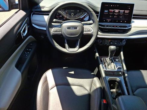 Certified 2024 Jeep Compass Limited AWD/4WD image 22