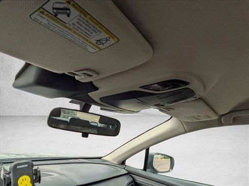 Used 2024 Subaru Outback AWD/4WD image 19