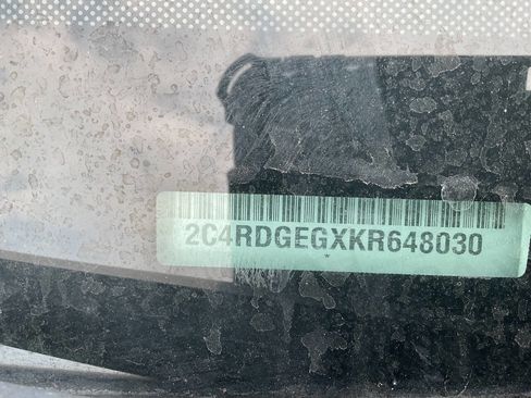 Used 2019 Dodge Grand Caravan GT FWD image 3