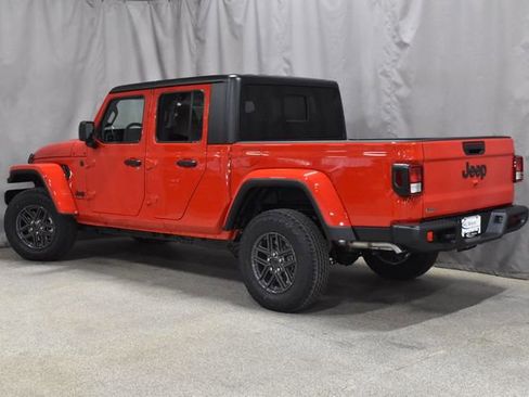 New 2026 Jeep Gladiator Sport image 6